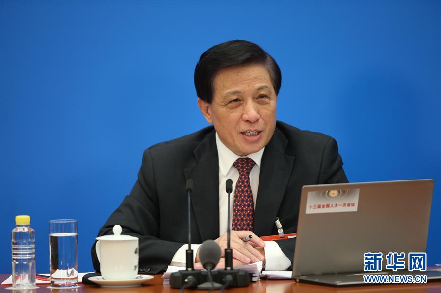 （兩會(huì)·XHDW）（3）十三屆全國人大一次會(huì)議舉行新聞發(fā)布會(huì) 