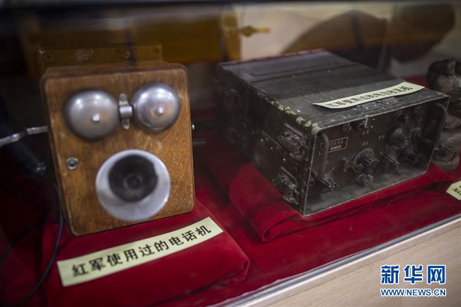 （壯麗70年·奮斗新時(shí)代——記者再走長征路·圖文互動(dòng)）（3）赤子心紅色情——潘庭宏的紅色收藏之路
