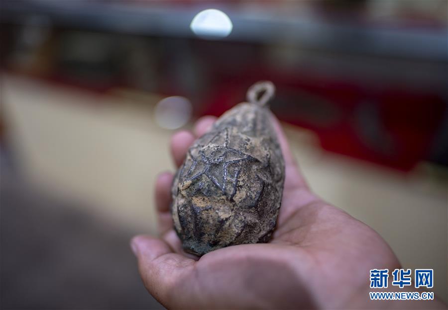 （壯麗70年·奮斗新時(shí)代——記者再走長征路·圖文互動(dòng)）（5）赤子心紅色情——潘庭宏的紅色收藏之路
