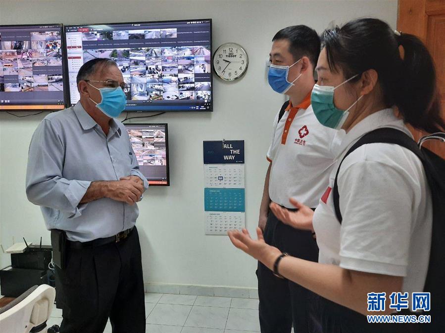 （國際疫情·圖文互動）（3）“工作忙碌又細致，經驗豐富又專業”——一名柬埔寨青年眼中的中國援柬抗疫醫療專家組