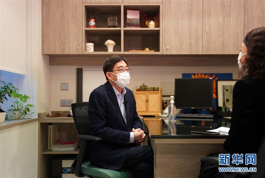 （香港故事·圖文互動(dòng)）（1）從“非典”到新冠，一位香港醫(yī)生親歷的兩次抗疫