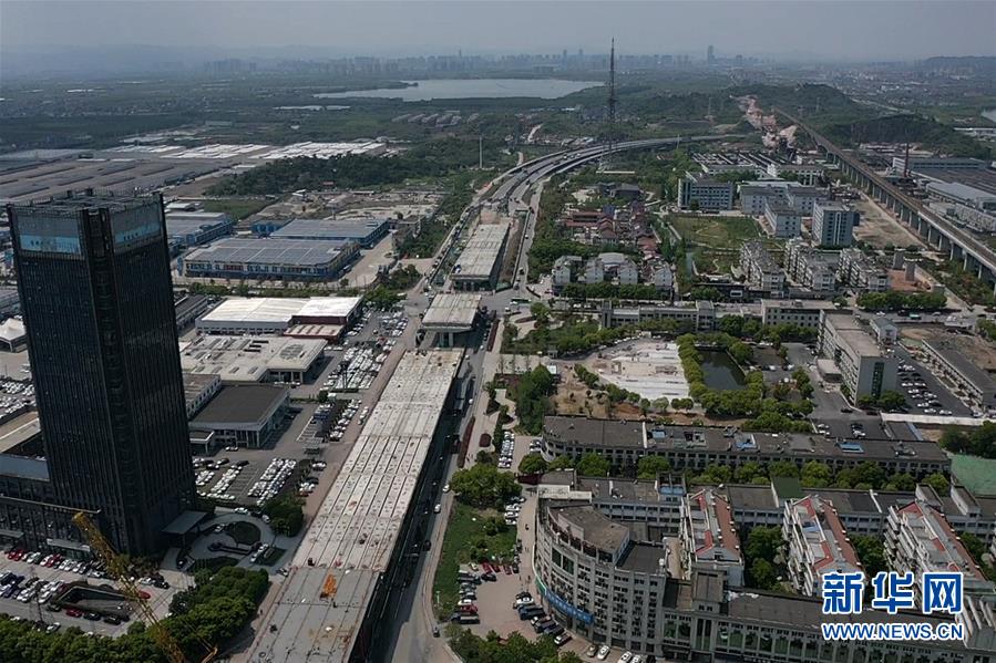 （在習(xí)近平新時代中國特色社會主義思想指引下——新時代新作為新篇章·習(xí)近平總書記關(guān)切事·圖文互動）（3）新機遇、新引擎——重大工程重大項目建設(shè)新動向觀察