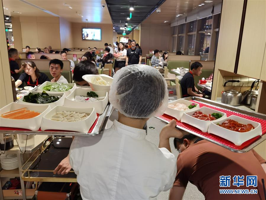 （在習近平新時代中國特色社會主義思想指引下——新時代新作為新篇章·習近平總書記關切事·圖文互動）（2）珍惜盤中餐，狠剎浪費風——各地積極行動堅決制止餐飲浪費