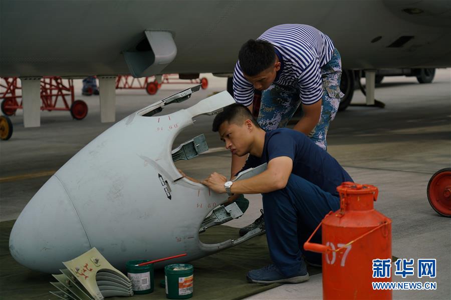 （在習近平強軍思想指引下·我們在戰位報告·圖文互動）（5）偵天探海 狩獵?？?mdash;—南部戰區海軍航空兵某師加速轉型提升新質戰斗力記事