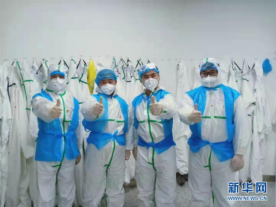 （習(xí)近平致敬的戰(zhàn)“疫”英雄·志愿者篇·圖文互動(dòng)）（2）他們，微光成炬照征程