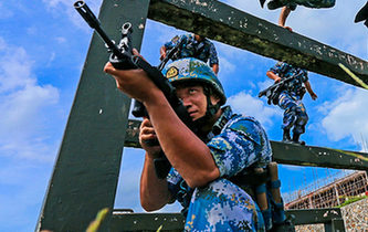 海軍陸戰隊特種障礙訓練，敢來嗎？