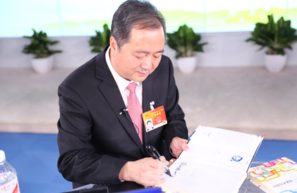 “創(chuàng)新不僅是技術(shù)創(chuàng)新、管理創(chuàng)新，還有商業(yè)模式的創(chuàng)新。”