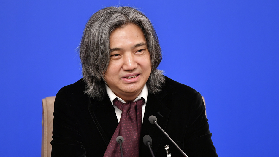 全國政協常委、文化文史和學習委員會委員，中國美術館館長，中國美術家協會副主席 吳為山