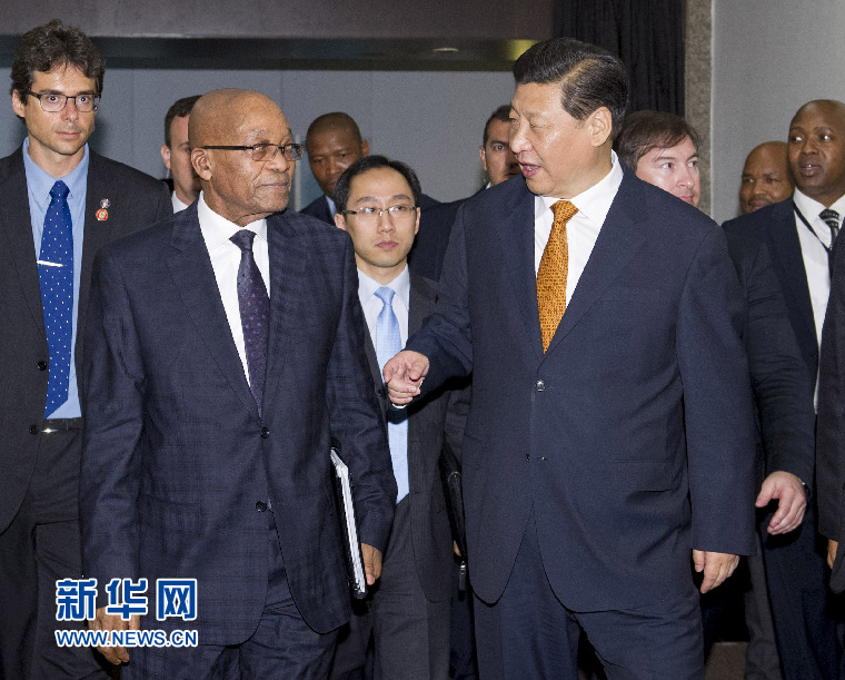 7月14日，國(guó)家主席習(xí)近平在巴西福塔萊薩會(huì)見(jiàn)南非總統(tǒng)祖馬。新華社記者 王曄 攝