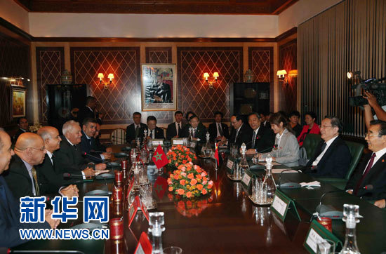 11月3日，中國全國政協主席俞正聲在拉巴特與摩洛哥參議長比亞迪拉進行會談。 新華社記者 劉衛兵 攝