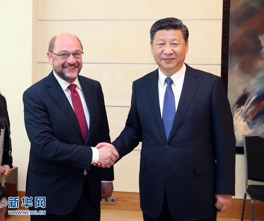 7月6日，國(guó)家主席習(xí)近平在柏林會(huì)見(jiàn)德國(guó)社會(huì)民主黨主席舒爾茨。新華社記者 姚大偉 攝